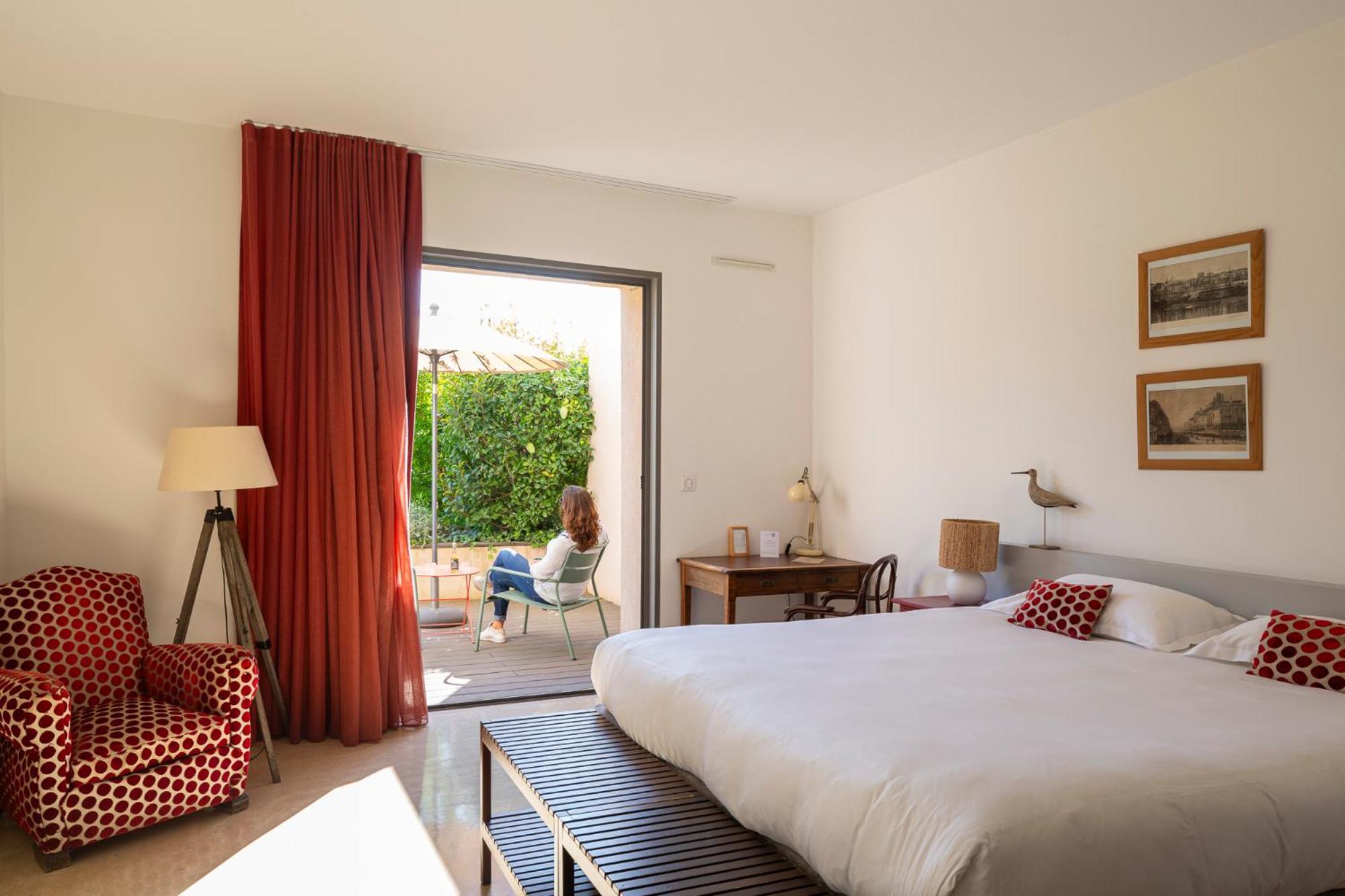 Hotel 96 Marseille Bagian luar foto