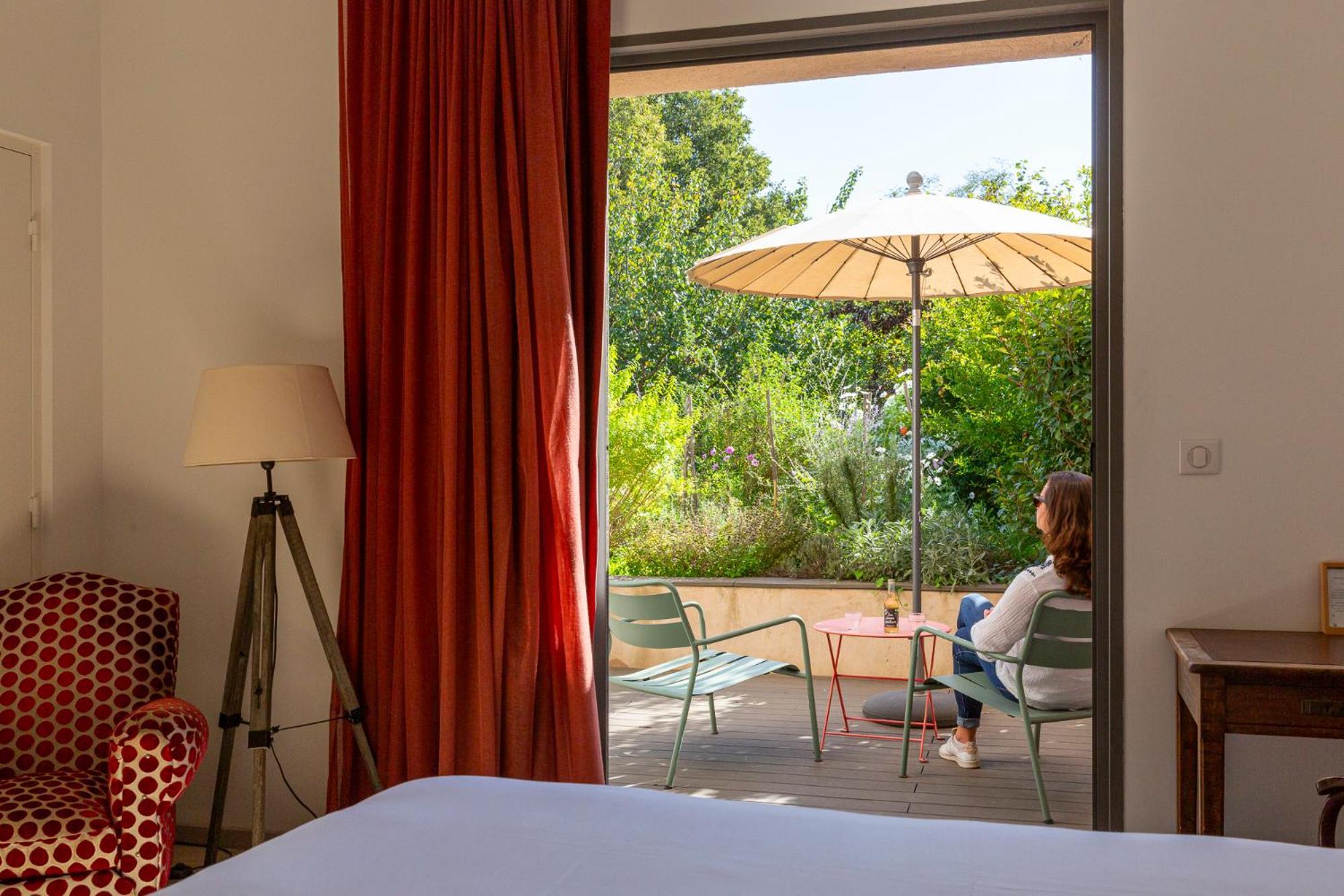 Hotel 96 Marseille Bagian luar foto
