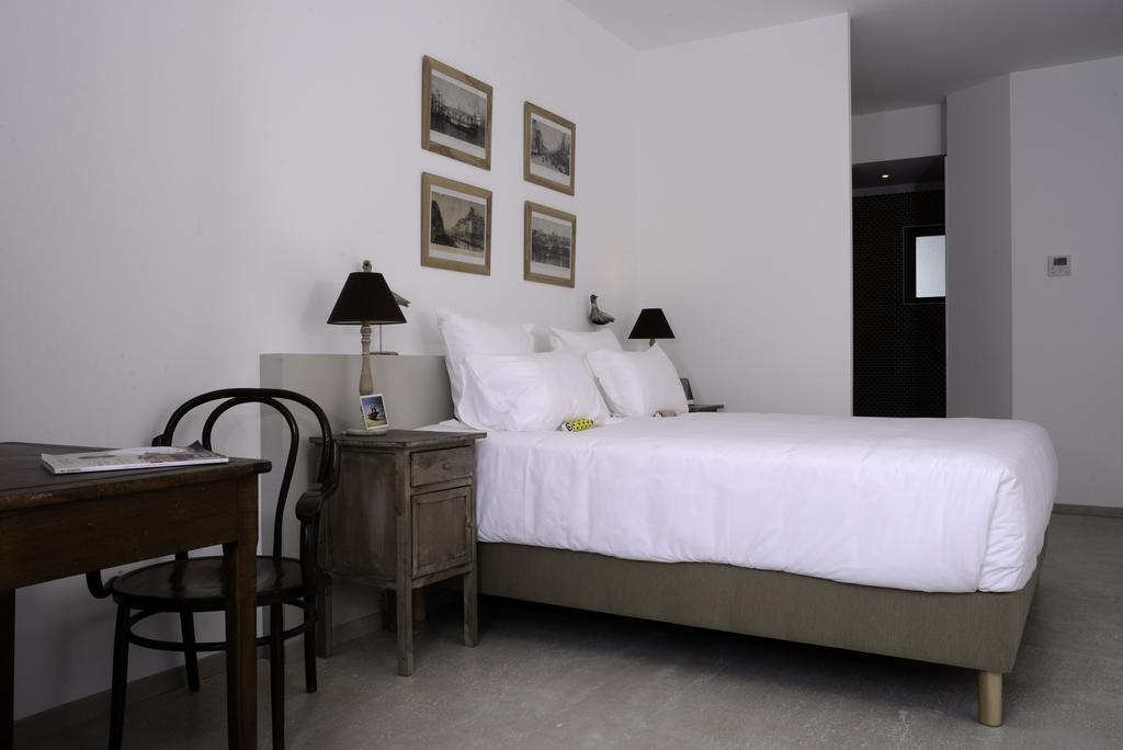 Hotel 96 Marseille Bagian luar foto