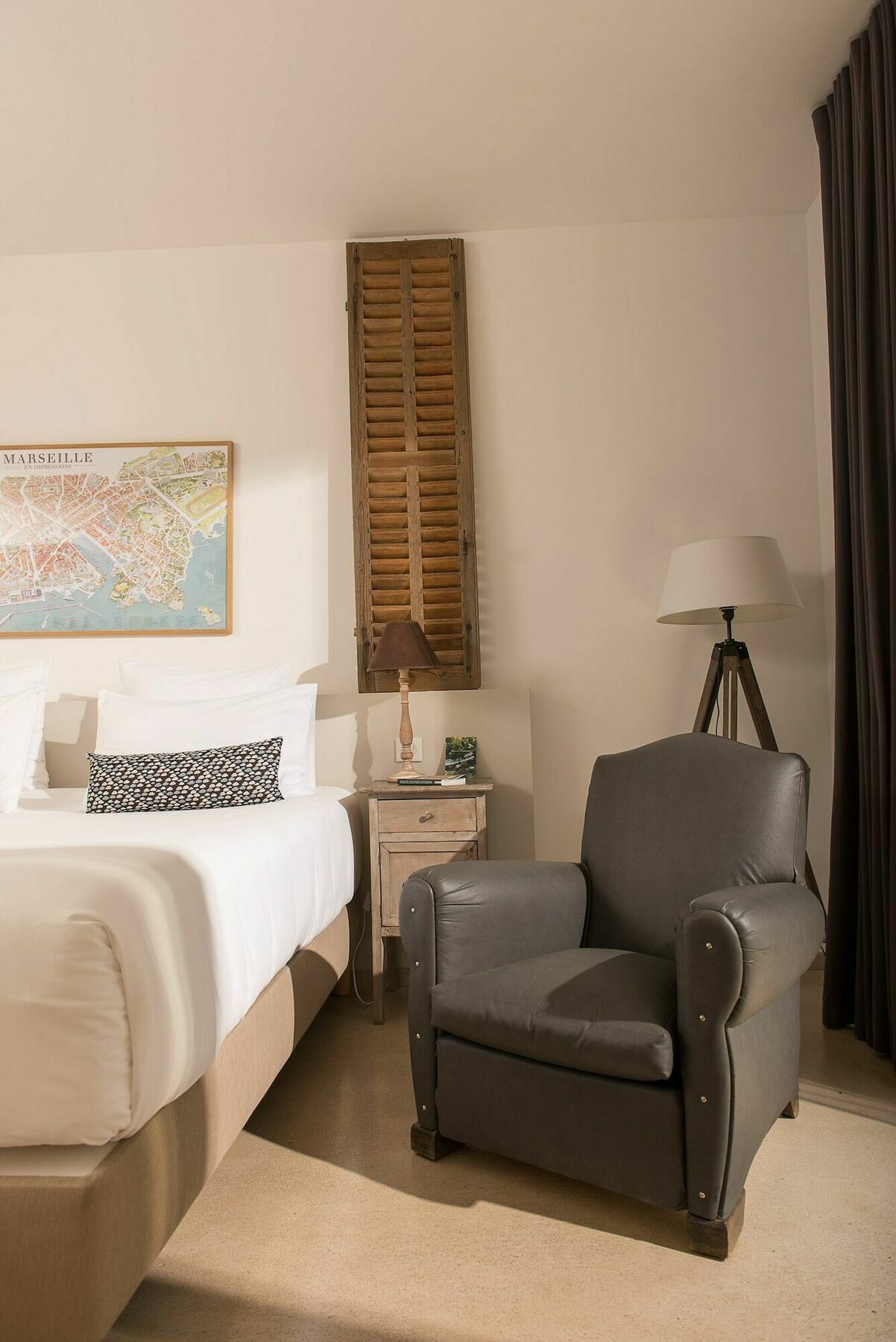 Hotel 96 Marseille Bagian luar foto