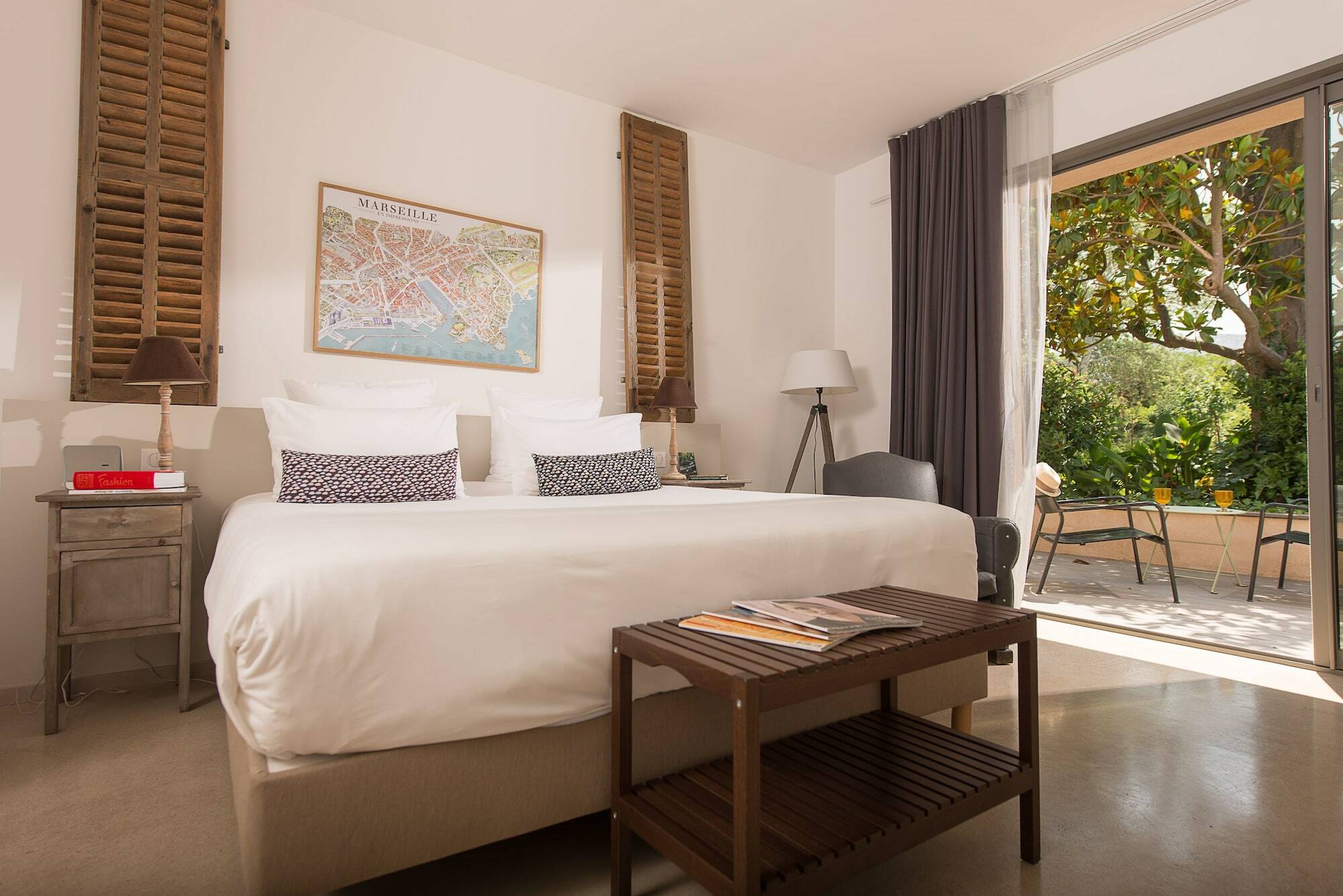 Hotel 96 Marseille Bagian luar foto