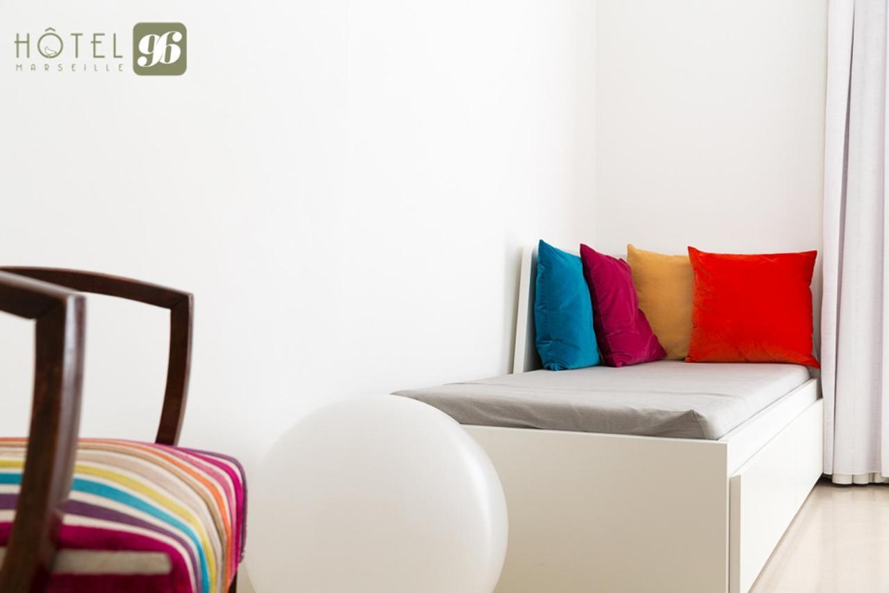 Hotel 96 Marseille Bagian luar foto
