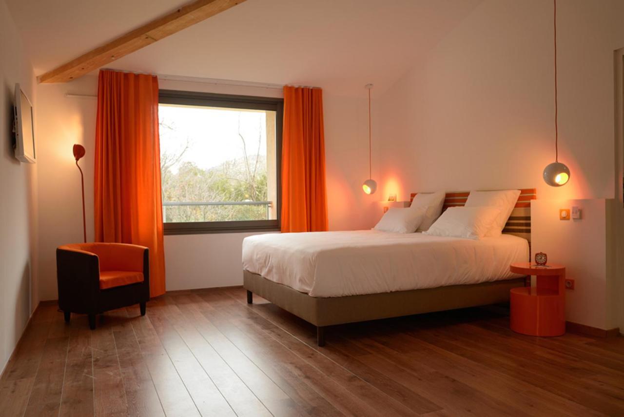 Hotel 96 Marseille Bagian luar foto