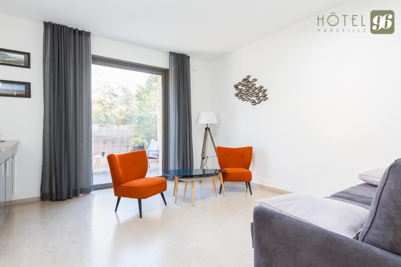 Hotel 96 Marseille Bagian luar foto